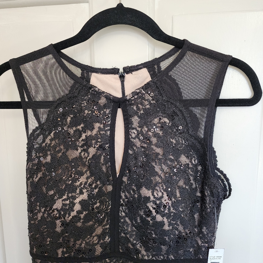 Prom dress NWT sz 9 Black